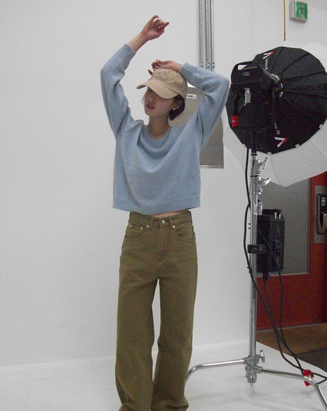 [FROM BEGINNING][MADE] Mercy Basic V-Neck Knitwear