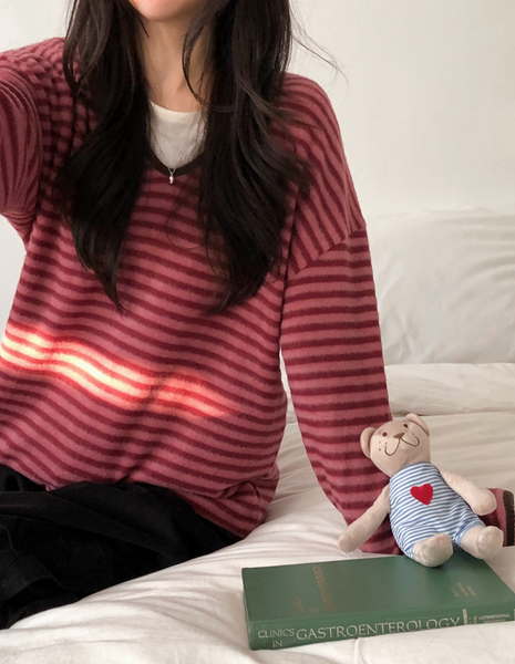 [SHOPPERLAND] Thick Stripe V-neck Napping Long-Sleeved T-shirt