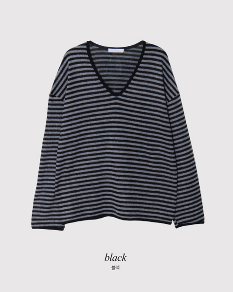 [SHOPPERLAND] Thick Stripe V-neck Napping Long-Sleeved T-shirt