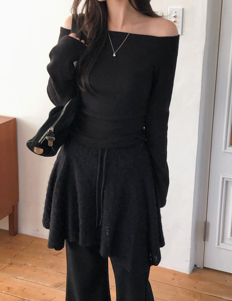 [SHOPPERLAND] Punching Lace Unbalanced Layered Mini Skirt