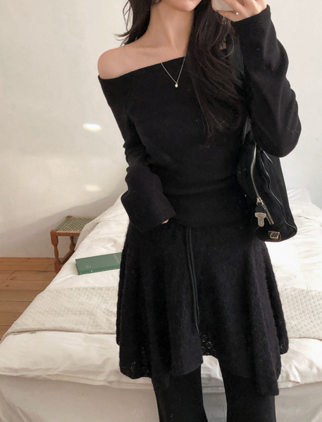 [SHOPPERLAND] Punching Lace Unbalanced Layered Mini Skirt