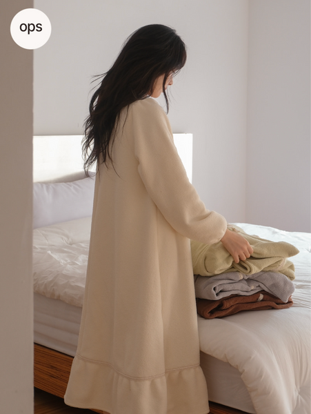 [Juuneedu] Rouny Lace Fleece Pyjamas Set