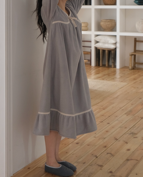 [Juuneedu] Rouny Lace Fleece Pyjamas Set