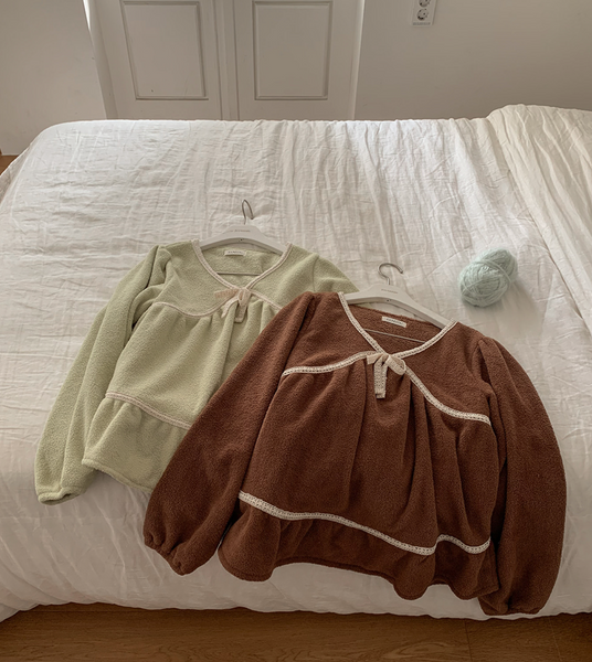 [Juuneedu] Rouny Lace Fleece Pyjamas Set