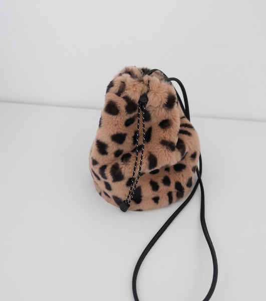 [MINMIN] Bunny Fur Mini Bag Brown