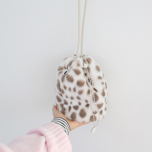 [MINMIN] Bunny Fur Mini Bag Cream