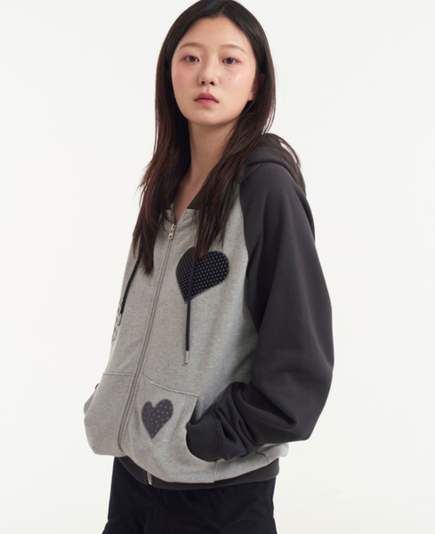 [ROGIN N ROSIE] Divided Heart Patch Hood Zip Up Charcoal