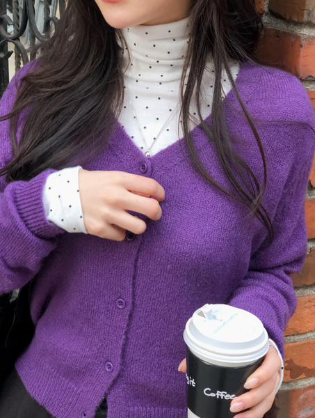 [SHOPPERLAND] Slim Dot Turtleneck T-shirt