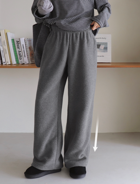 [SLOWAND] Winter Hug Fleece Training Pants