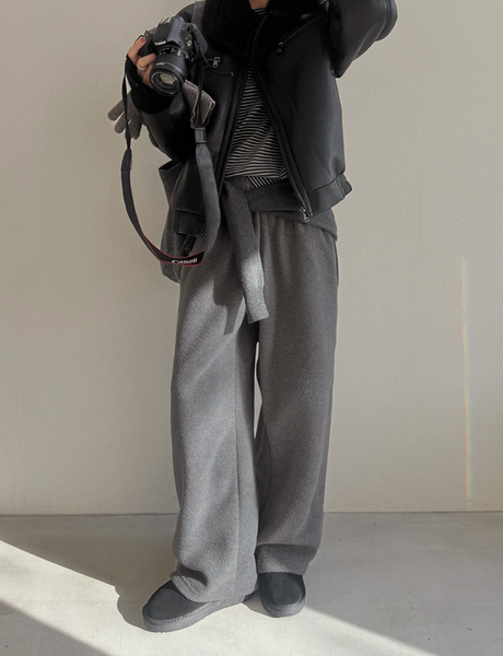 [SLOWAND] Winter Hug Fleece Training Pants