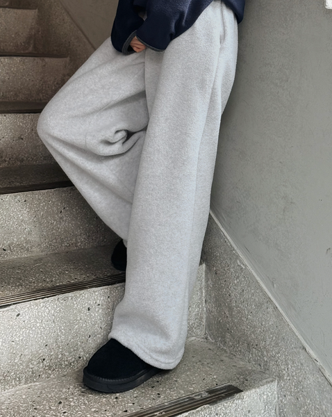 [SLOWAND] Winter Hug Fleece Training Pants