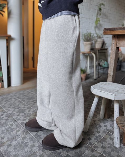 [SLOWAND] Winter Hug Fleece Training Pants