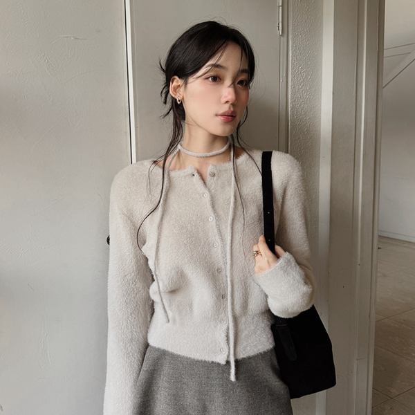 [SLOWAND] Ribbon Strap Fur Cardigan
