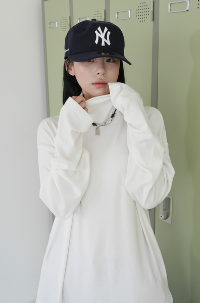 [BINARY01] Ruten Warmer Turtleneck T-shirt