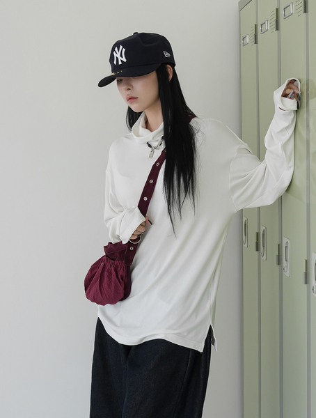 [BINARY01] Ruten Warmer Turtleneck T-shirt