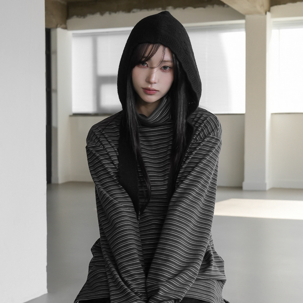 [BINARY01] Ruten Warmer Turtleneck T-shirt