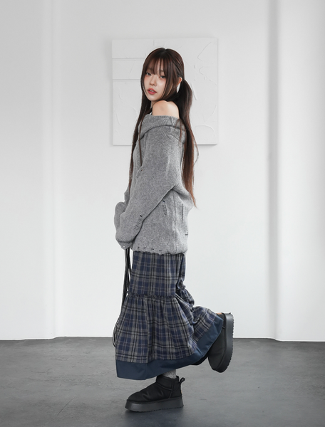 [BINARY01] Damage Off-Shoulder Knitwear