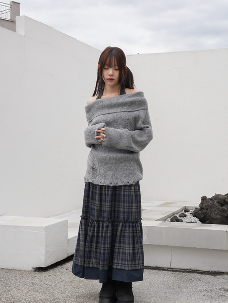 [BINARY01] Damage Off-Shoulder Knitwear