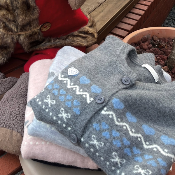 [ADORE BELLE] Wappen Heart Pattern Cardigan (4Colours)