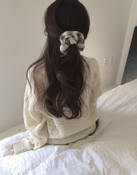 [moat] Sweet Scrunchy