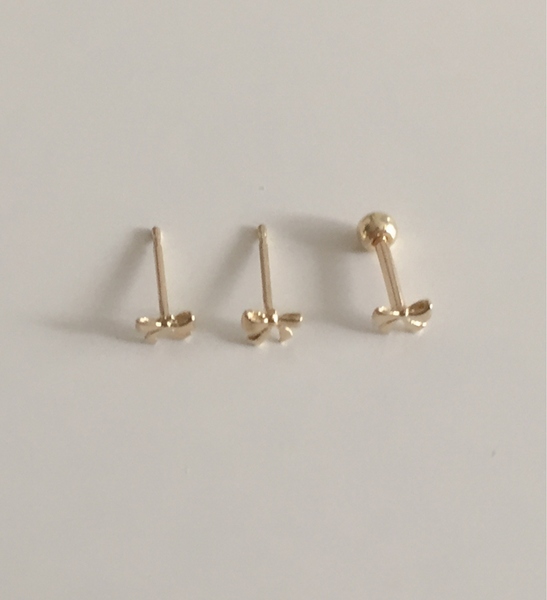 [moat] Rosy Ribbon Earring & Piercing (10k Gold)