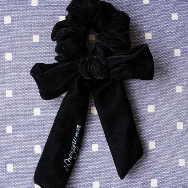 [DUNGEUREON] Betty Ribbon Scrunchie (Velvet Black)