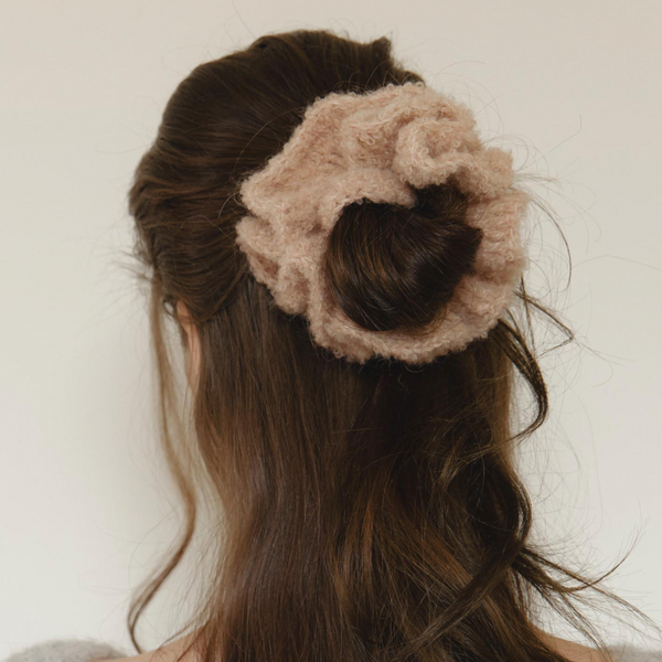 [DUNGEUREON] [Handmade] Knitting Scrunchie (Pink)