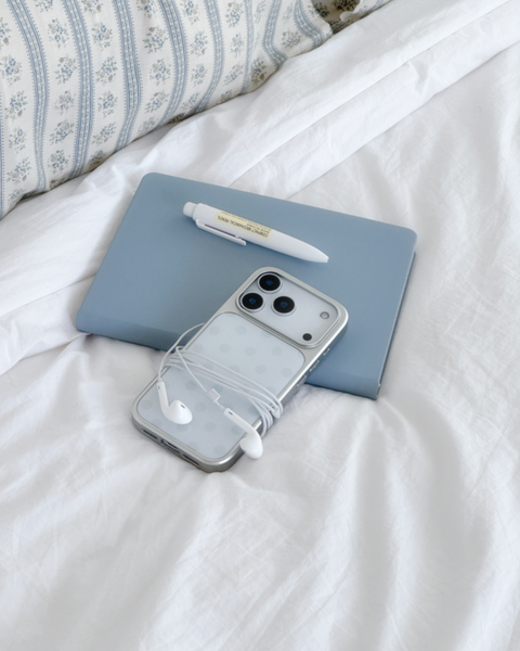 [ABOE] WHITE GREY DOT Silver Epoxy Phone Case