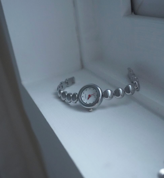 [eee space] Dot Watch