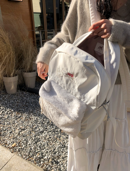 [ovuni] Vintage Bon Voyage Backpack Snow White