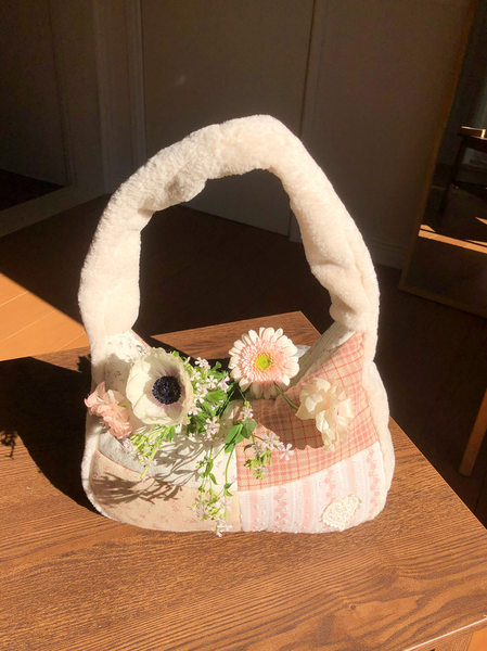 [ovuni] Patchwork Quilted Hobo Bag Rosie