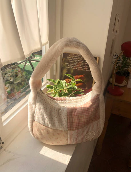 [ovuni] Patchwork Quilted Hobo Bag Rosie