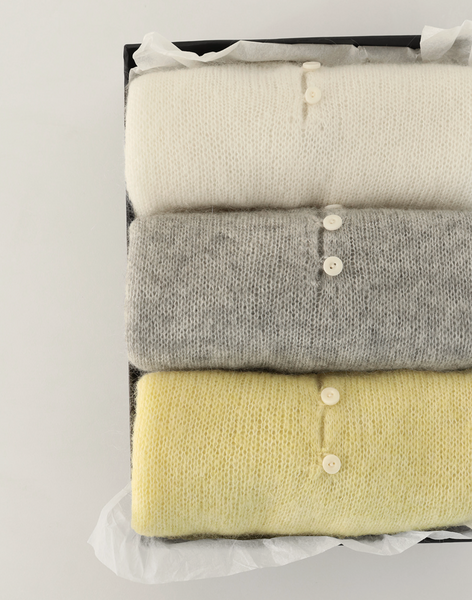 [SLOWAND] Epi-light Button Half Knit