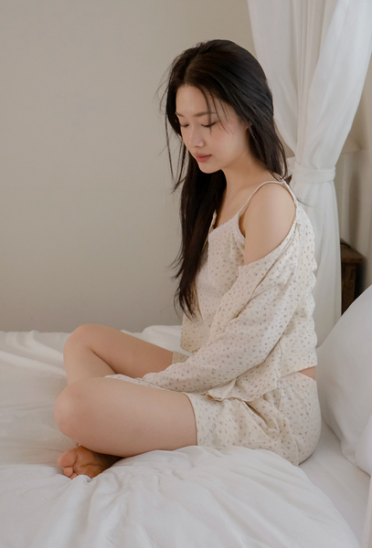 [Juuneedu] Sage Flower Camisole Pyjamas Set