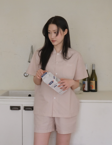 [Juuneedu] Opening Street Handmade Short-Sleeved Pyjama Set