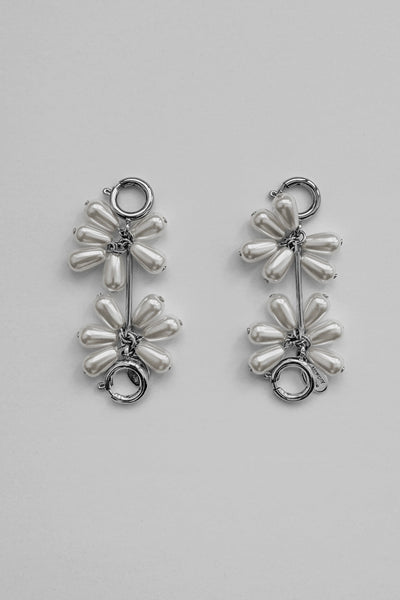 [MONDAY EDITION] Teardrop Pearl Flower Shoelace Charms (Set)