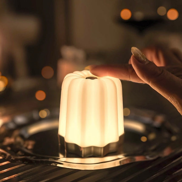 DCBA Canele Glow Mood Lamp 韓國可麗露小夜燈 米白純白雙色 香港預購