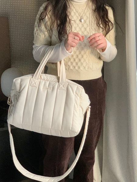 [OLIVET] Padded Cross Bag (White) (Pre-order)
