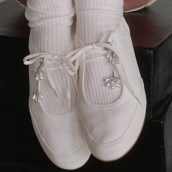 [MONDAY EDITION] Teardrop Pearl Flower Shoelace Charms (Set)