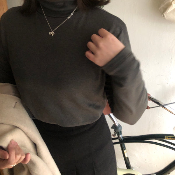 (現貨) - ♡ o'pparel ♡ Simple Basic Turtleneck Tee