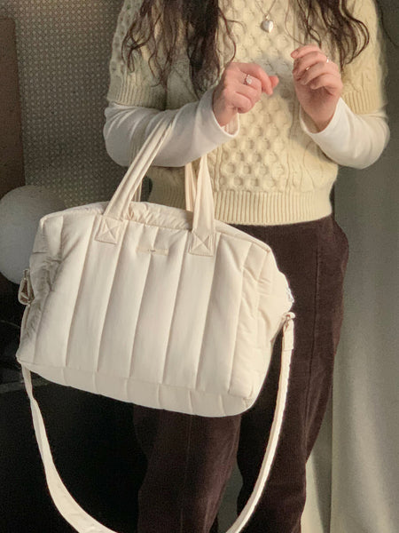 [OLIVET] Padded Cross Bag (White) (Pre-order)