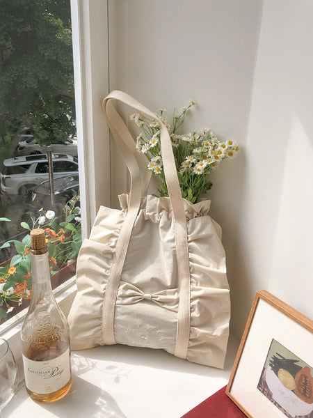 [ovuni] RUFFLE DRAWSTRING BAG (Ivory)