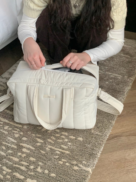 [OLIVET] Padded Cross Bag (White) (Pre-order)