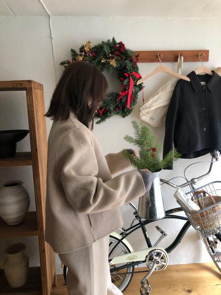 50% OFF!! (現貨) - ♡ o'pparel ♡ 90% Wool Short Handmade Coat