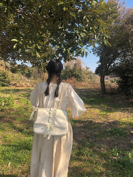 [ovuni] RUFFLE ENVELOPE BAG IVORY