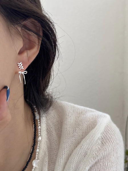 [sora'de] (925silver) Ribbon Earrings