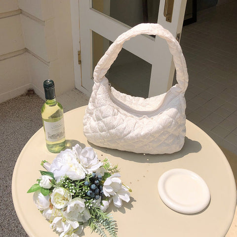 [ovuni] QUILTED HOBO BAG - SATIN IVORY