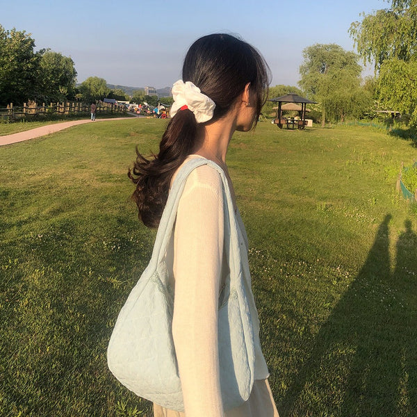 [ovuni] QUILTED HOBO BAG - SUMMER MINT