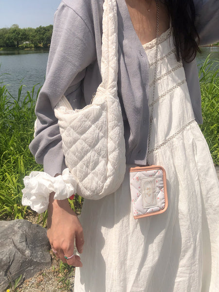 [ovuni] QUILTED HOBO BAG - SATIN IVORY