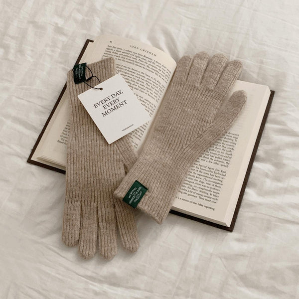 [Mademoment] Paris In Moment Wool Touch Oatmeal Gloves